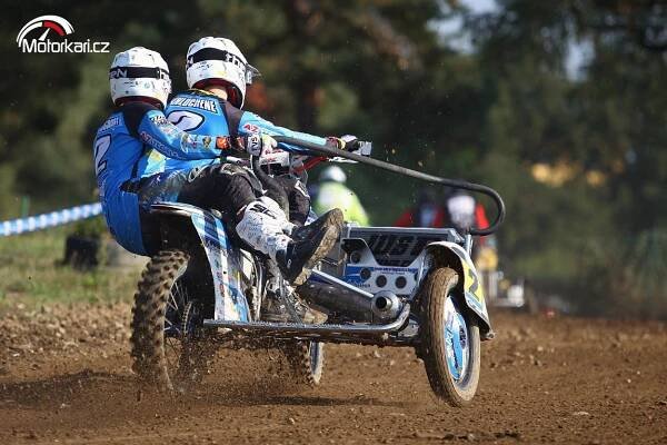 Fotogalerie Republikový šampionát sajdkár a čtyřkolek v Jiníně | Motorkáři.cz