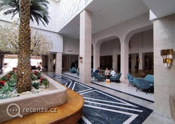 Prohlídka hotelu - Dlouho voda po kolena - Recenze hotelu Bellagio Beach Resort & Spa **** (Egypt - Hurghada - Hurghada