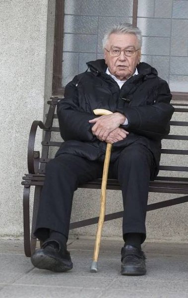 Pohřeb zpěváka Richarda Adama (†86): Zíma i Simonová se klaněli kamarádovi