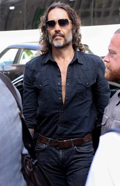 Russell Brand arrives at Westminster Magistrates' Court on May 02, 2025 in London
