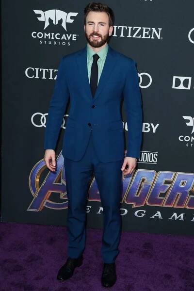 FOTO: Herec Chris Evans. – stránka 7