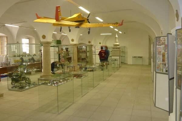 Akce a výstavy papírových modelů - Papírová archeologie