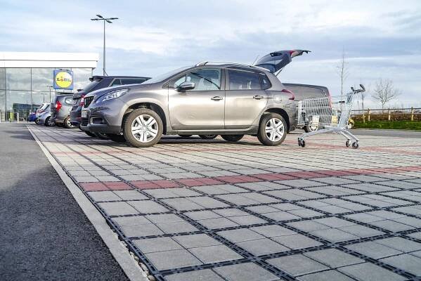 Lidl - ECORASTER.cz | zatravňovací a drenážní dlažba