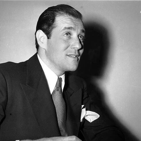 Was Bugsy Siegel the ‘Supreme Gangster’? A Biography Makes the Case