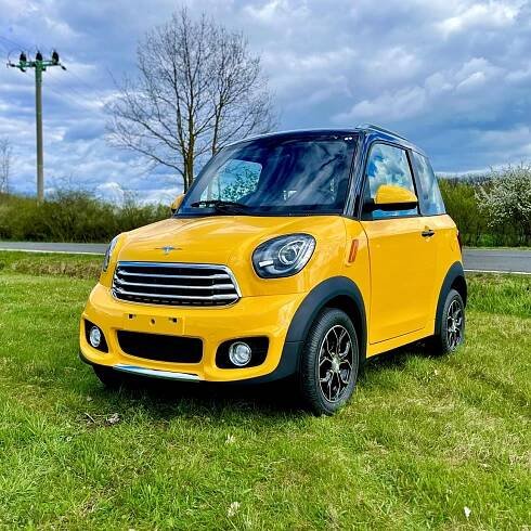 Leramotors E-Car M2 žluté