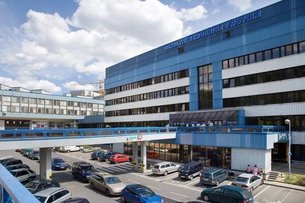 S korupcí v Motole nemáme nic společného, zní ze společnosti Gemo. Má stavět onkologické centrum