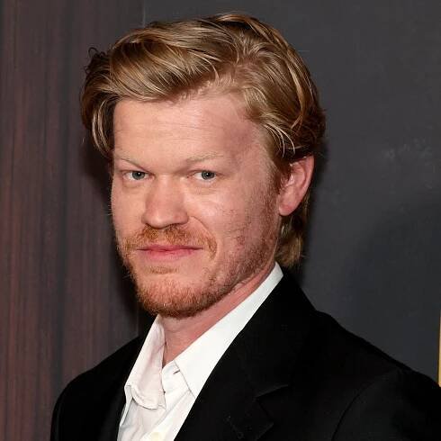 Jesse Plemons says he’s not ‘lugging 50 pounds around anymore’