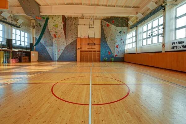 HOROLEZECKÁ STĚNA – Sport Beroun, TJ LOKOMOTIVA BEROUN