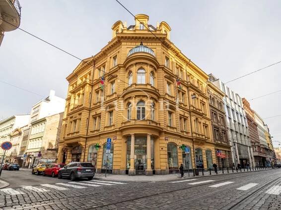 dům