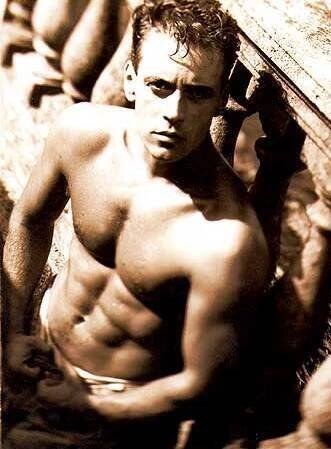 File:Rocco Siffredi (promo photo) (cropped).jpg - Wikimedia Commons