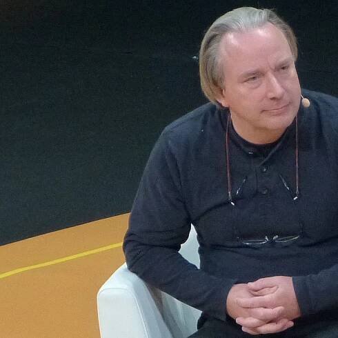 Linus Torvalds slams AI as ‘90% marketing and 10% reality’