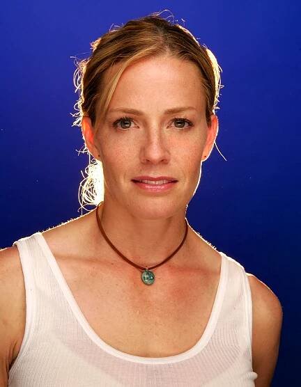 Elisabeth Shue
