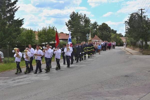 100.výročí odhalení pomníku padlých - Oficiální stránky obce Mašovice
