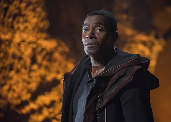 Supergirl - Far from the Tree - Z filmu - Carl Lumbly