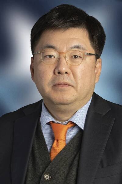 Sung Kyu Hong