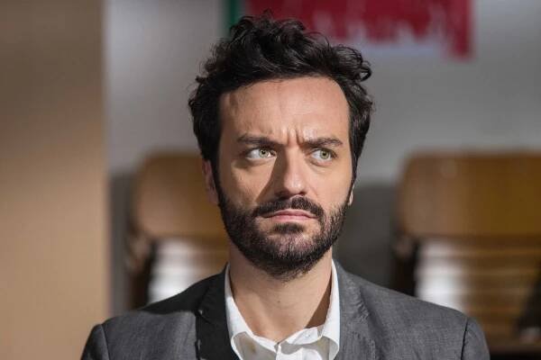 Massimiliano Loizzi - Si muore tutti democristiani - Z filmu