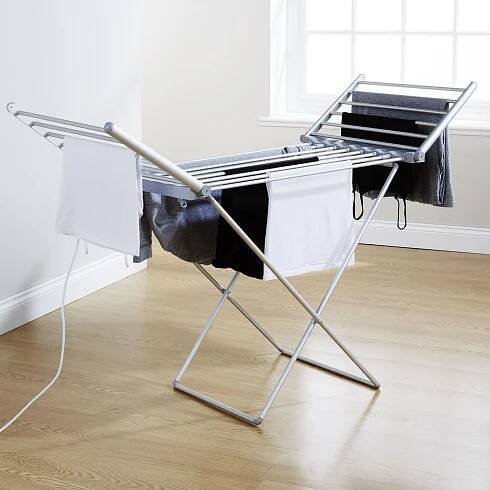 FISHTEC elektrický sušák na prádlo 230 W 145 cm 18 trubek hliníkový Šířka 146–146 cm