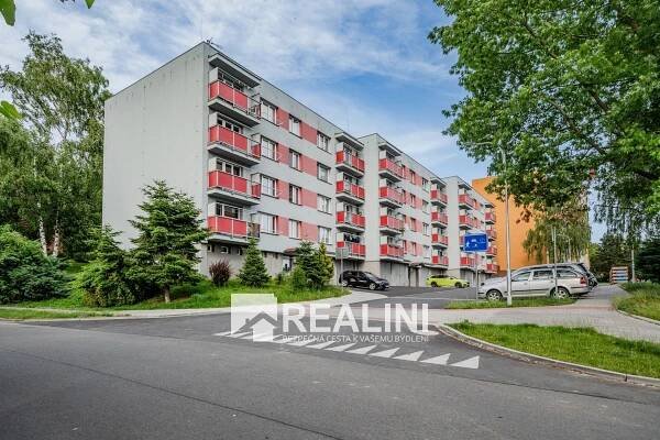 Prodej bytu 1+1, 39 m2  Karviná, ul. Cihelní  ideální investice, obrázek č. 1