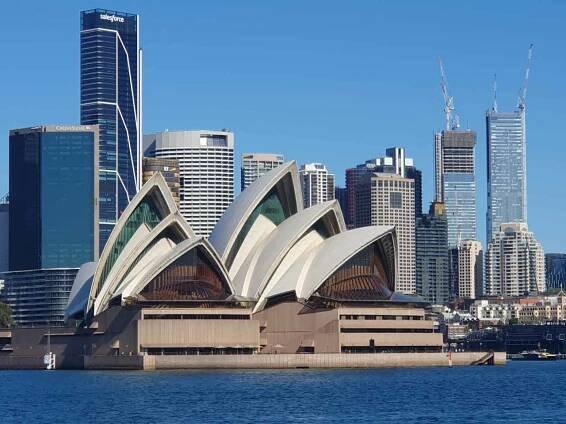 Six Weeks in Sydney Harbour – The Poseidon Adventures