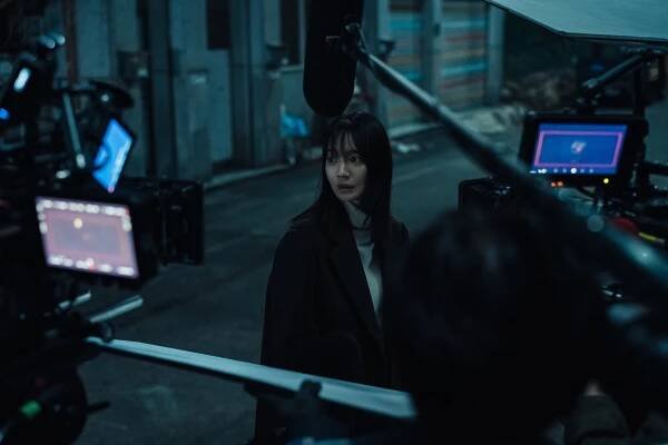 Min-ah Shin - Akyeon - Karma - Z natáčení