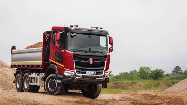 Dobré zprávy z Kopřivnice! Tatra Trucks loni zvýšila tržby na 9,67 miliardy korun a vrátila se k zisku - Garáž.cz