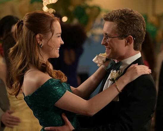 Goldbergovi - Alligator Schwartz - Z filmu - Sadie Stanley, Sean Giambrone