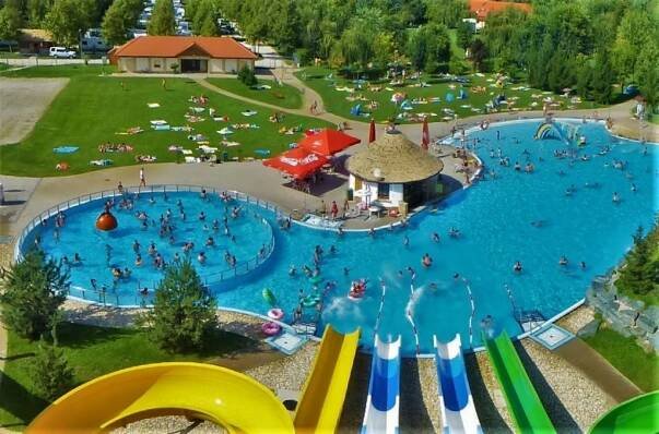 Lipót - termální koupaliště s... - Aquapark