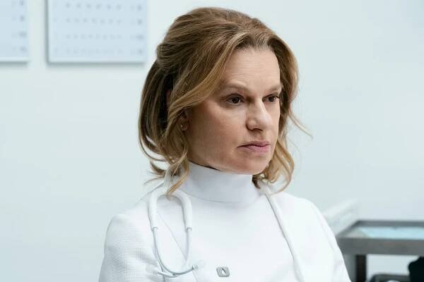 Sandra Bernhard in "Severance"