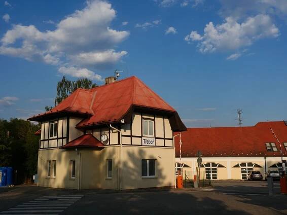 Fotogalerie • Třeboň, aut.nádr. (Autobusové nádraží) • Mapy.com