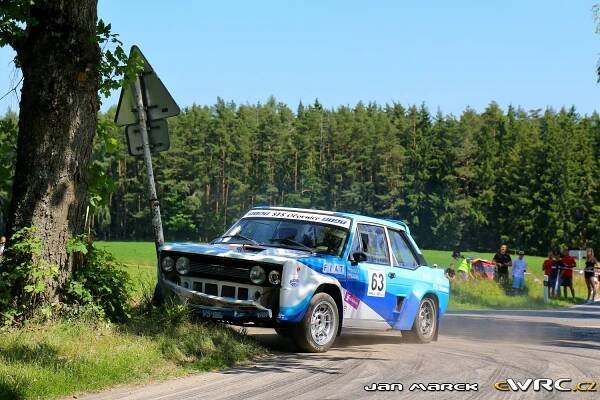 Dušek Pavel − Čada Kryštof − Fiat 131 Mirafiori − Radouňská Rallye - Memoriál Františka Michálka 2025