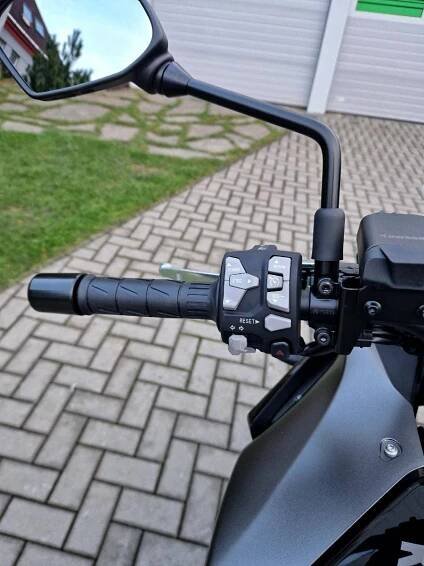 Kawasaki Versys 1100 model 2025