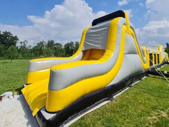 Hopsálkov, zábavní park, dětské hřiště, trampolíny, zábava pro děti, motokáry, kam s dětmi, příměstský tábor, oslava narozenin