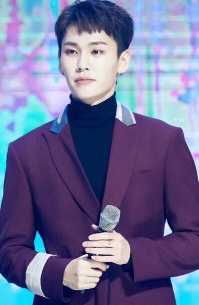 Jung Ilhoon (BtoB) - Age, Tattoo, Sister, Plastic Surgery, Facts - Kpop Wiki