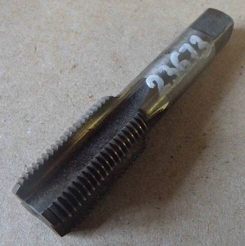 Závitník ruční sadový M18x1,5 levý č.2 - Nástrojenářadí.cz