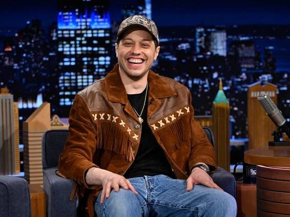 Pete Davidson Is Still (Mostly) Dressing Like Pete Davidson