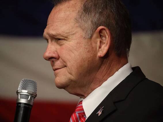 Alabama polls diverge as Roy Moore, Doug Jones hit Election Day