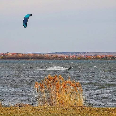 VÍKENDOVÝ JIHOVÝCHOD - MUSHOW kiteboarding | snowkiting | foto/video | kite k.. 
