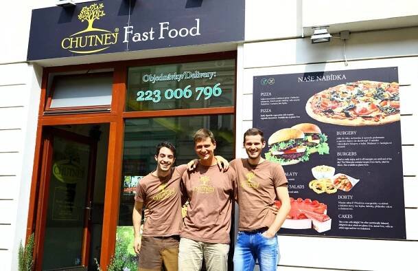 Mají Chutnej fast food s pořádnou trávou