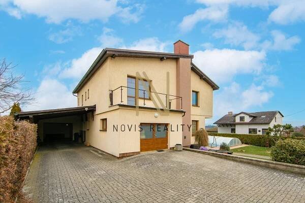 Prodej, rodinný dům, 281 m⊃2;, Volduchy, okr. Rokycany | Novis Reality