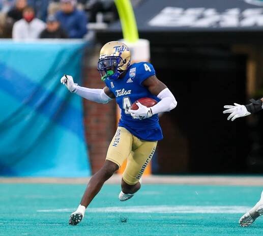 Josh johnson running after catch