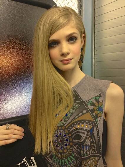Elena Kampouris fotky