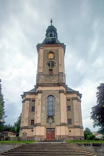 Kostel svaté Máří Magdaleny (Krásná Lípa) – Wikipedie