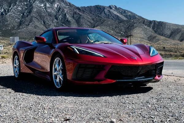 Review: The 2021 Corvette Stingray Is The Best Of Audacious American Power
