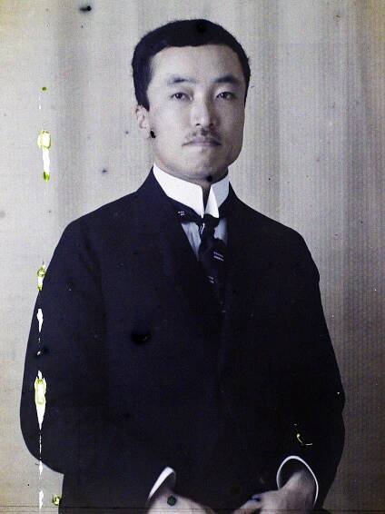 Prince Naruhiko Higashikuni - Wikipedia