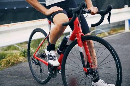 SuperSix EVO Carbon 105 | Race Bikes | Cannondale