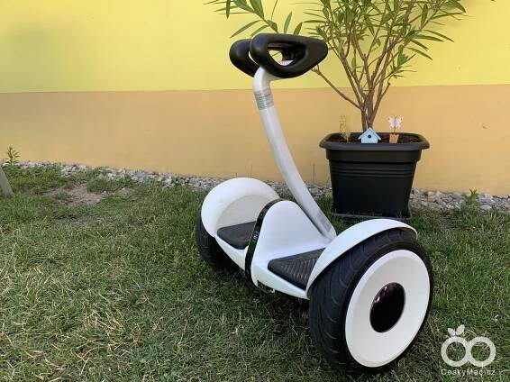 Z deníčku elektromobilisty: jízda na Ninebot Mini je atrakcí pro vás i vaše okolí | Český Mac