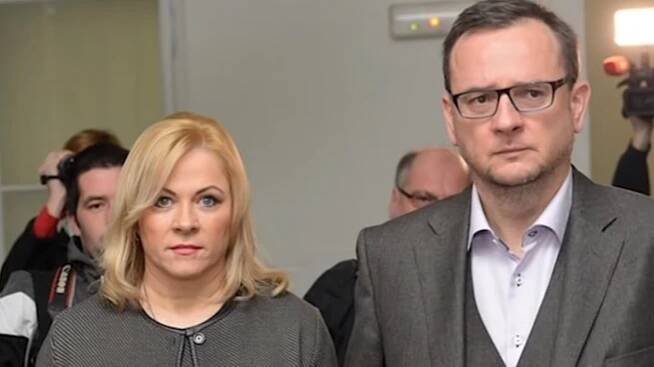Za vším hledej ženu; i za pádem vlády: Kvůli Nagyové skončil Nečas na ulici a v Čechách se otřásla politická scéna – G.cz