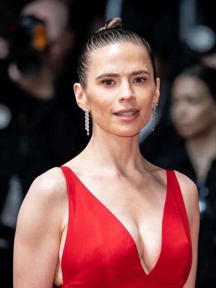 Soubor:Hayley Atwell-2771.jpg – Wikipedie