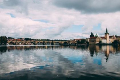 Getaway auf Tschechisch: Gewinne ein herbstliches Wochenende in Prag