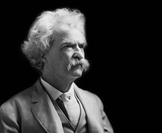 Na dvoře krále Artuše. Kde získal Twain inspiraci?